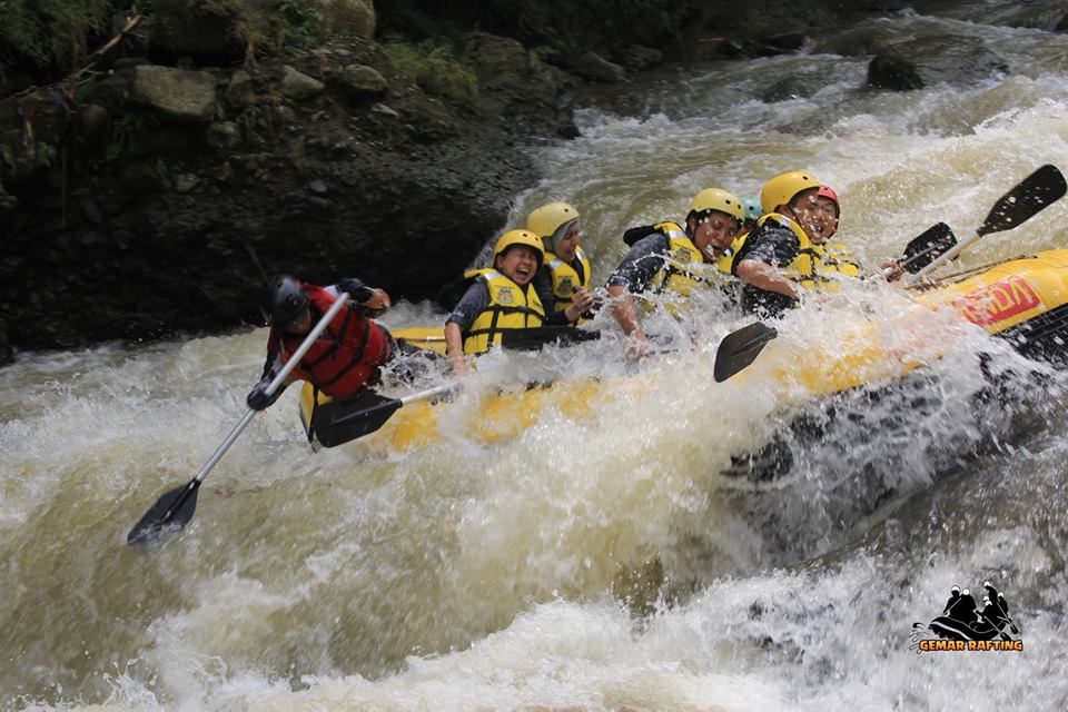 Rafting Cipunegara