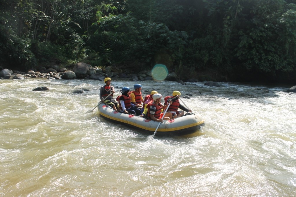 Rafting Cipunegara