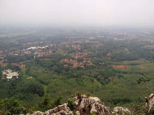 Puncak Lalana