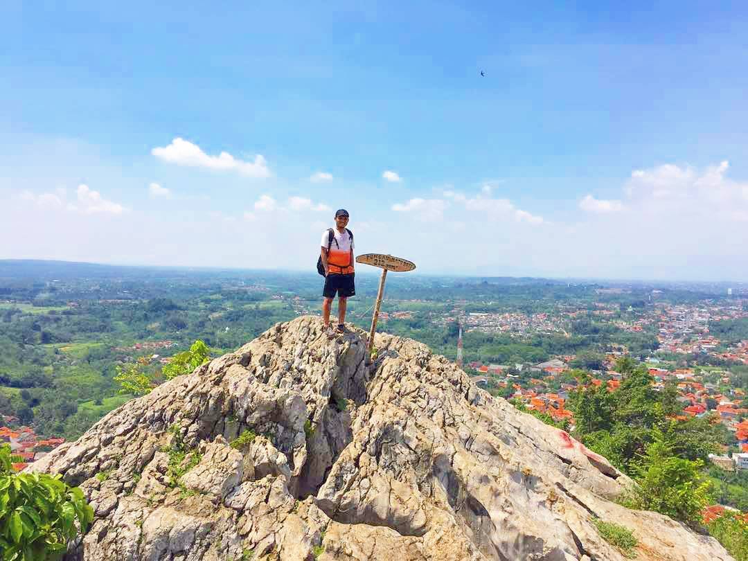 Puncak Batu Roti