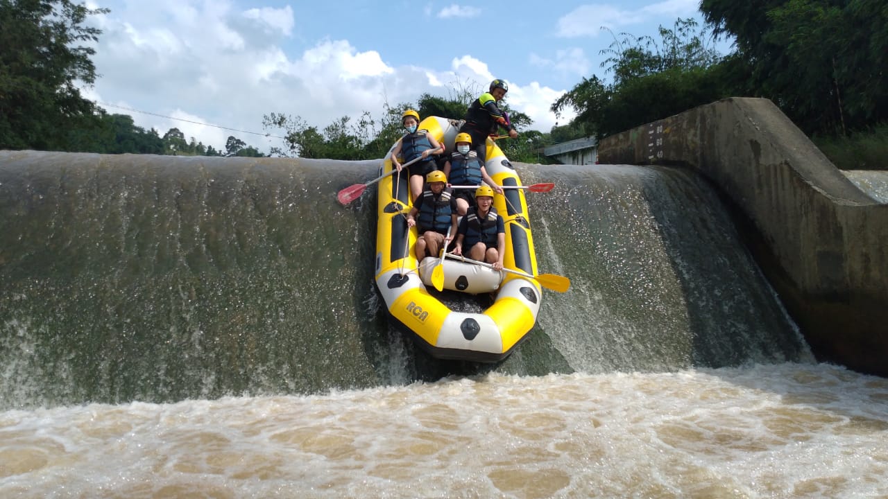 Rafting Caringin