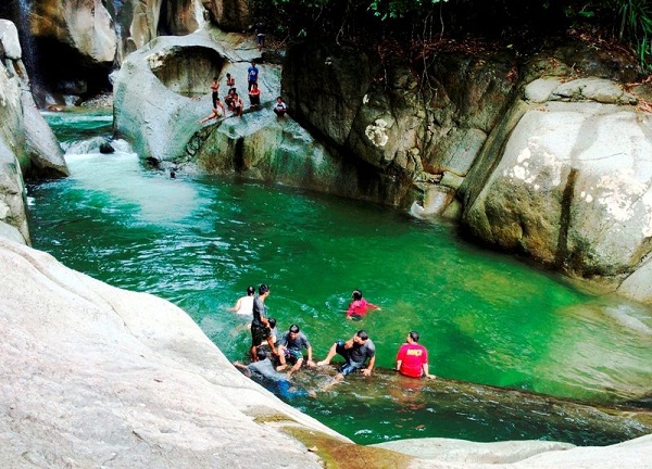 Air Terjun Nyarai