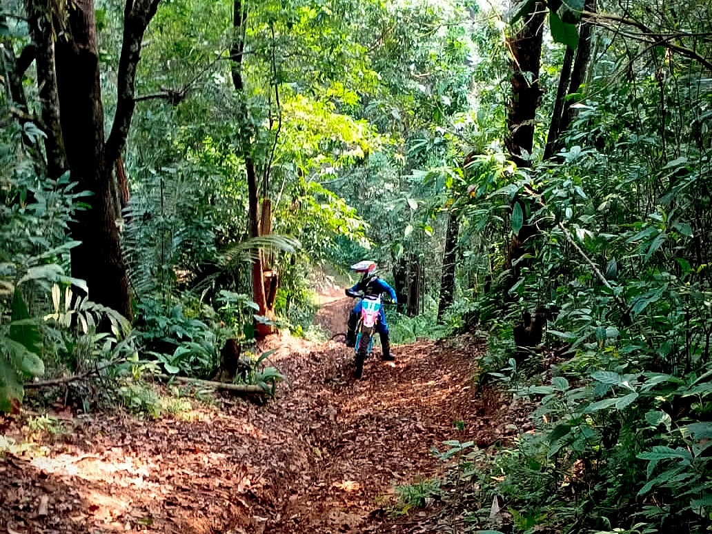 Pelabuhan Ratu - Ujung Genteng