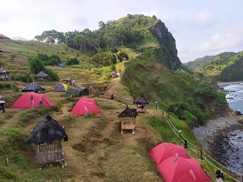 Camping Ground Menganti