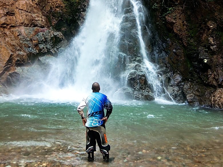 Sensasi Trail Citorek Negeri diatas awan 