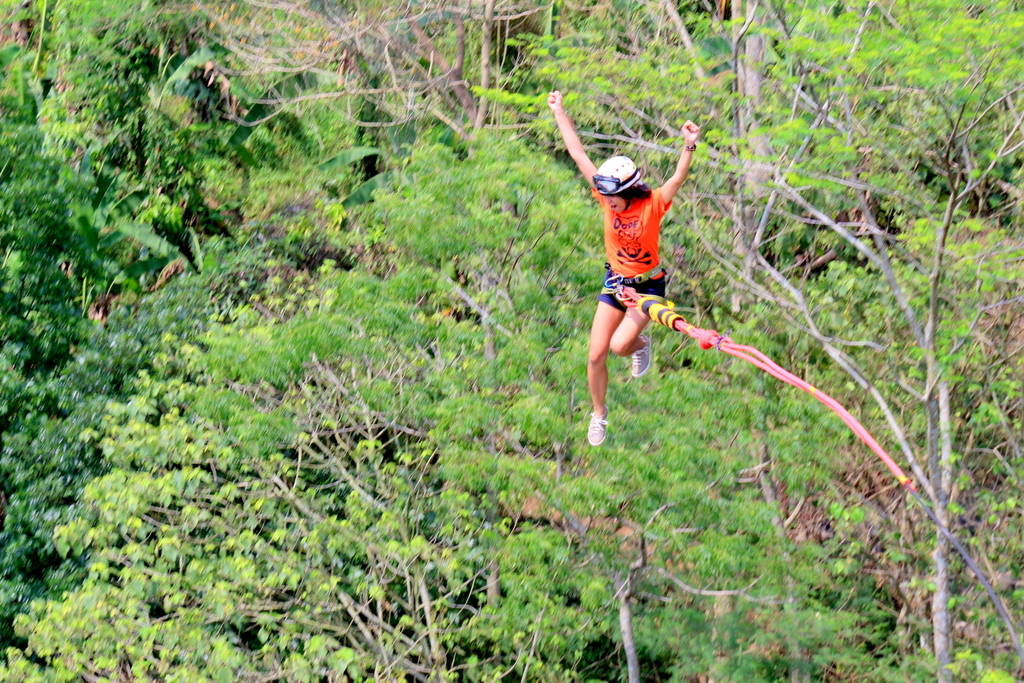 Bungee Jumping 