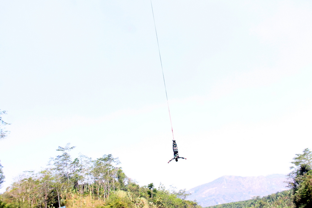 Bungee Jumping 