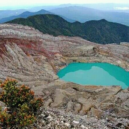 Hiking Gunung Dempo