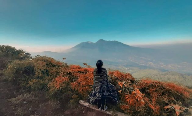 Puncak Kencana