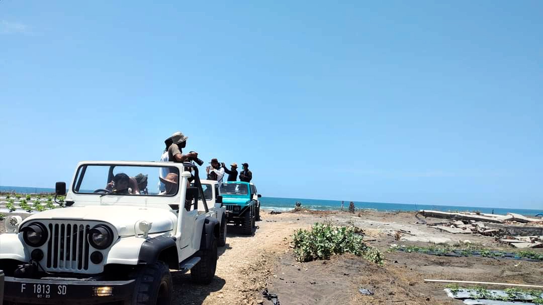 Susur pantai Kebumen