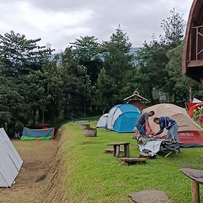 Camp Ground Lembah Salak Curug Putri Pelangi