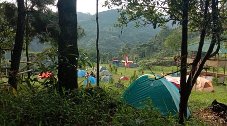 Gunung Menir Camping Ground