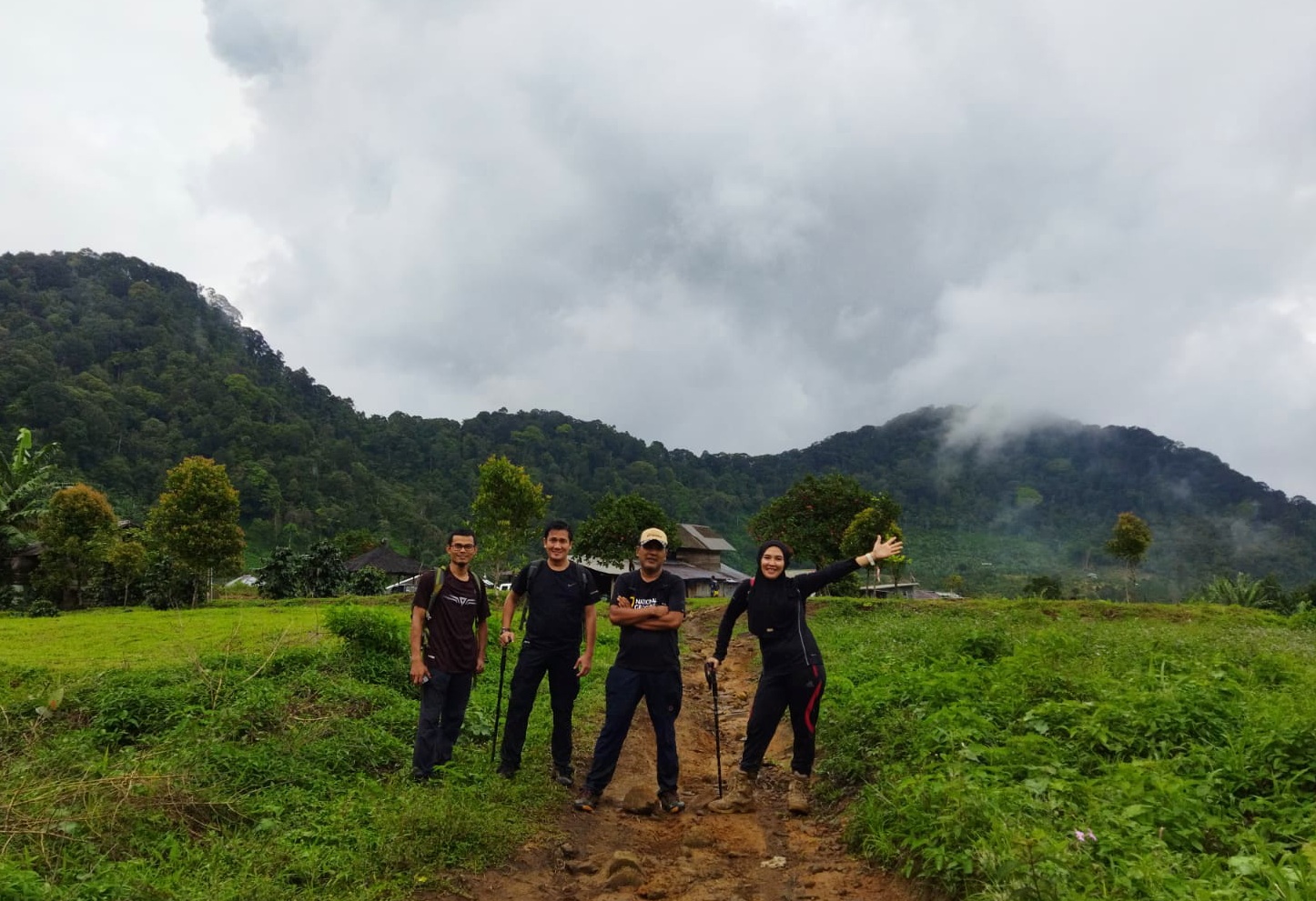 Trekking Cisadon Sentul