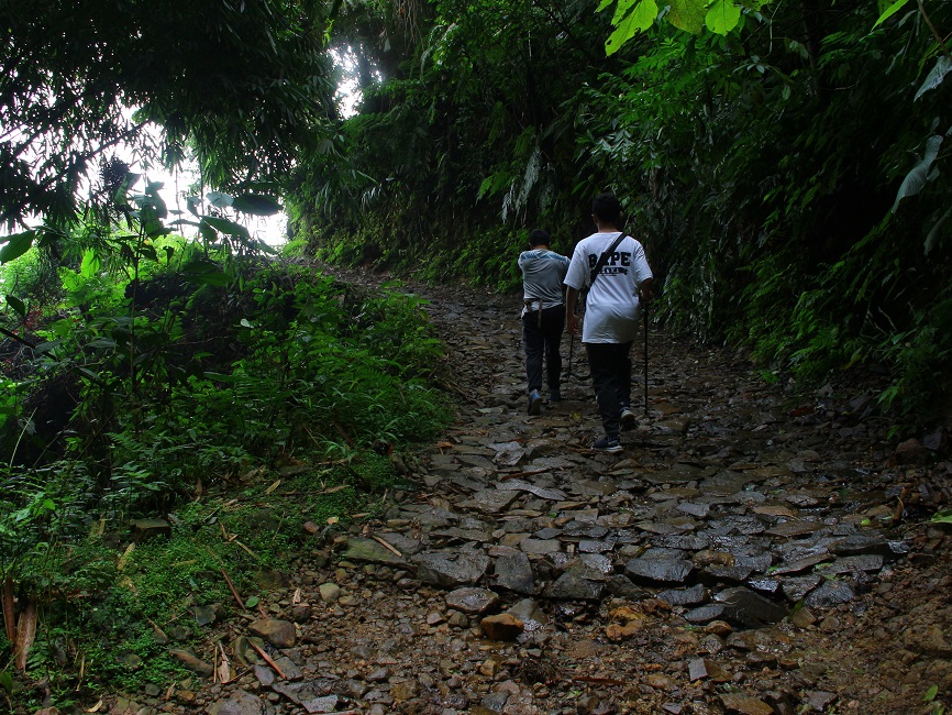 Trekking Cisadon Sentul