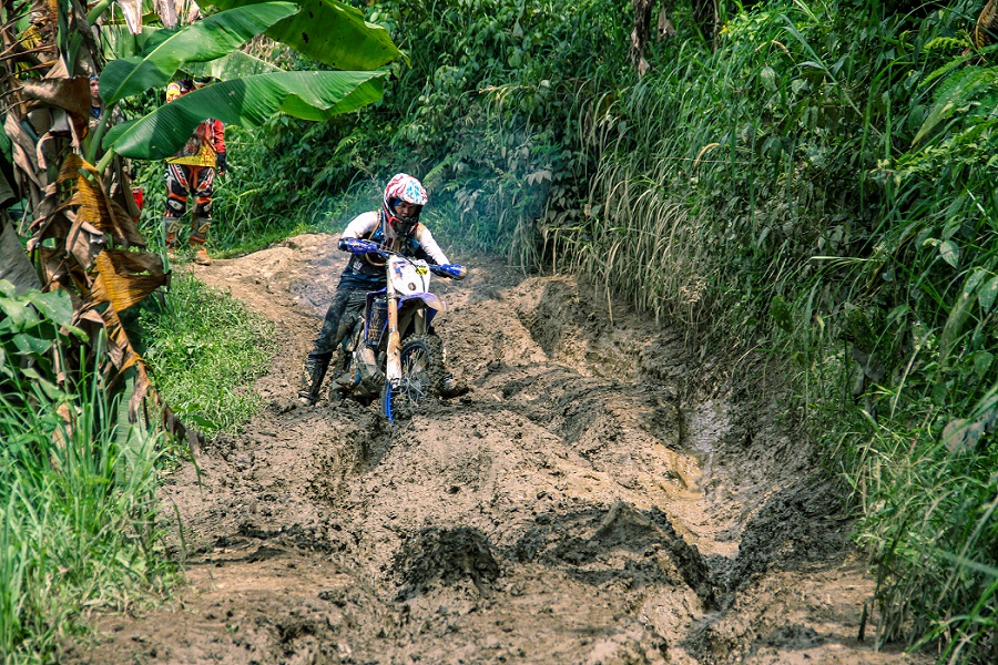 Hambalang Motocamp
