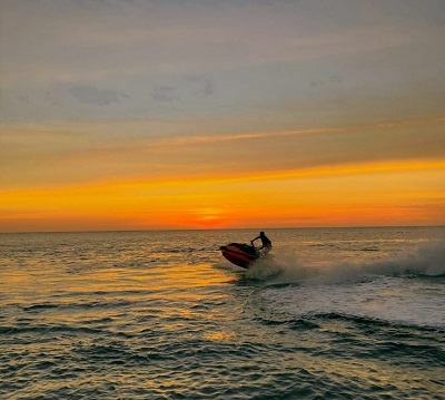 Jetski Pulau Kodingareng Keke - Pulau Samalona