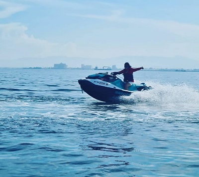 Jetski Pulau Kodingareng Keke - Pulau Badik - Pulau Samalona 