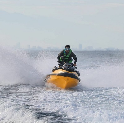 Jetski Pulau Lanjukang 