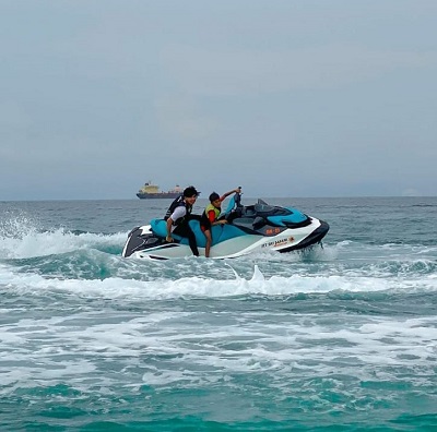 Jetski Pulau Lanjukang 