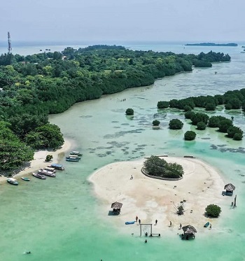 Snorkling dan Explore Pulau Pari 