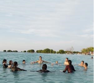 Snorkling dan Explore Pulau Pari 