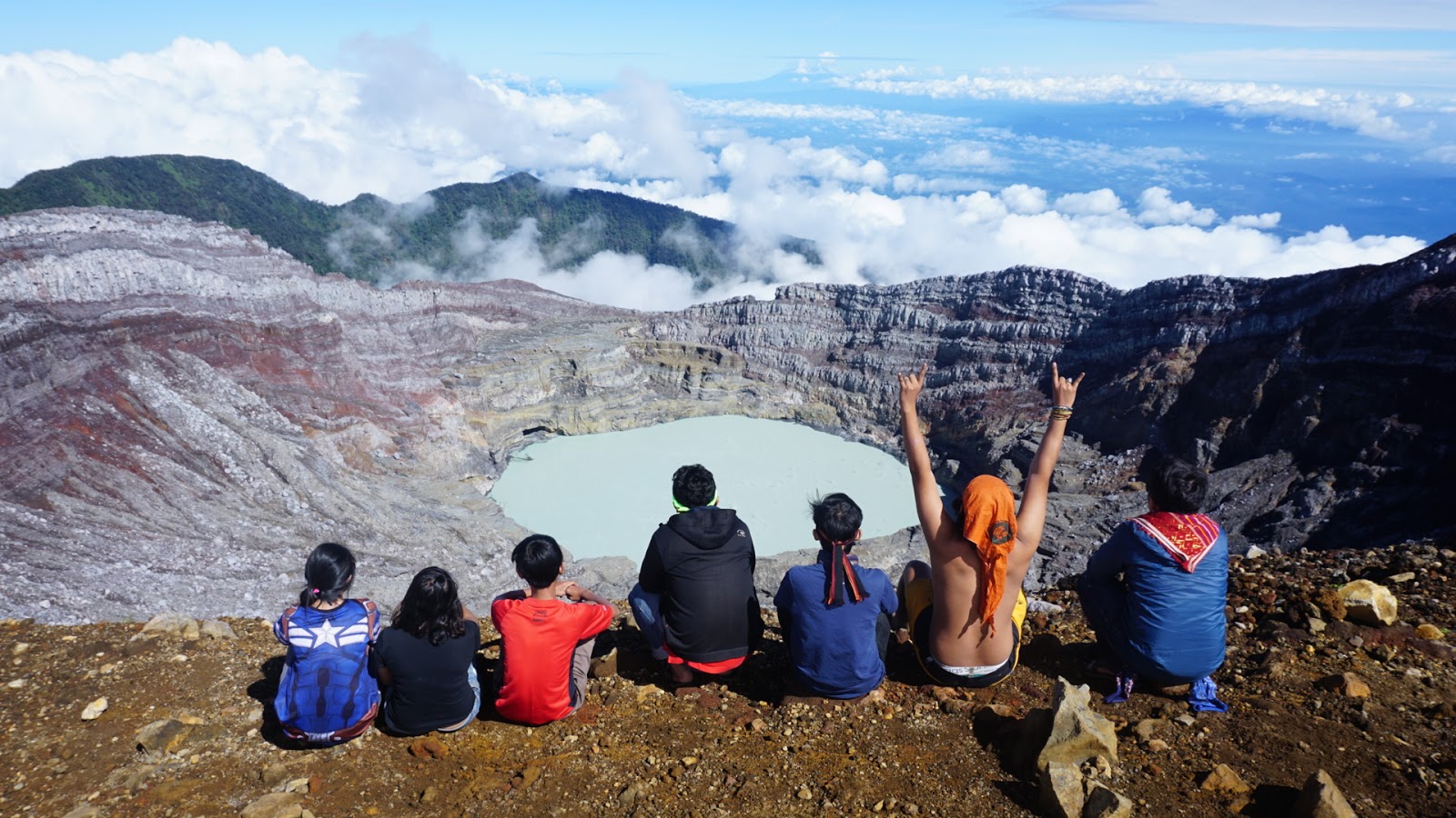 Hiking Gunung Dempo