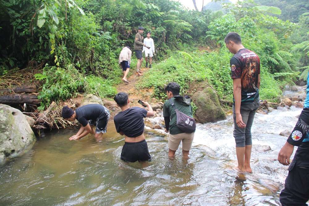 Curug Pakuan & Sunrise Gn. Batu Jonggol