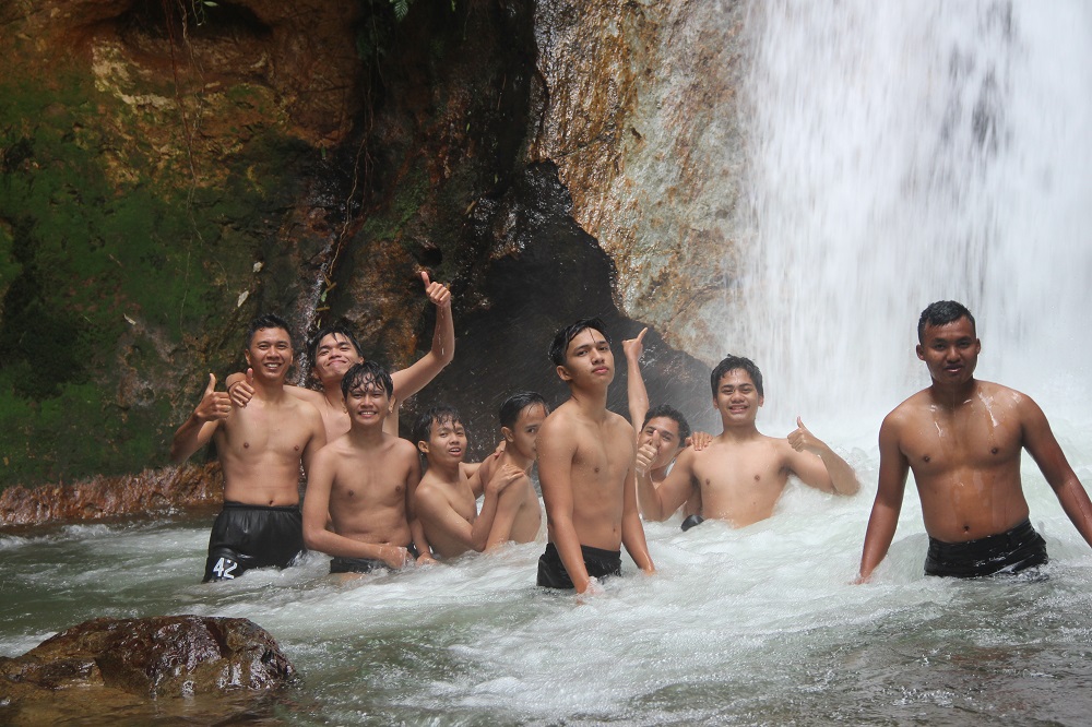 Curug Pakuan & Sunrise Gn. Batu Jonggol