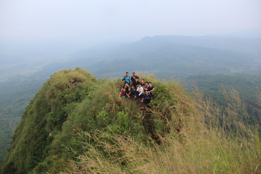 Curug Pakuan & Sunrise Gn. Batu Jonggol